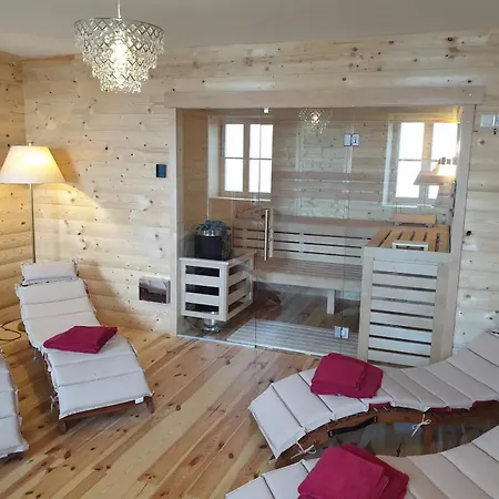 Cozy Holiday In - Ski&sauna - What'app - 0039-3512-039-610 - For Reservations! Prázdninový dům